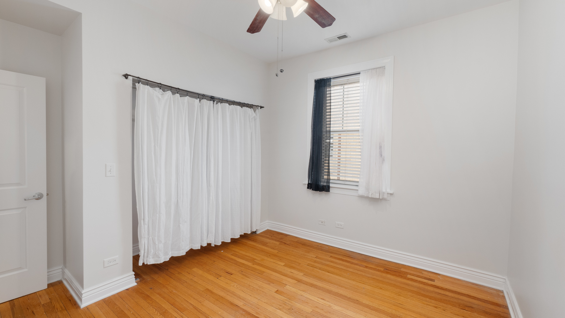 4333 N Troy Street Unit: 3W