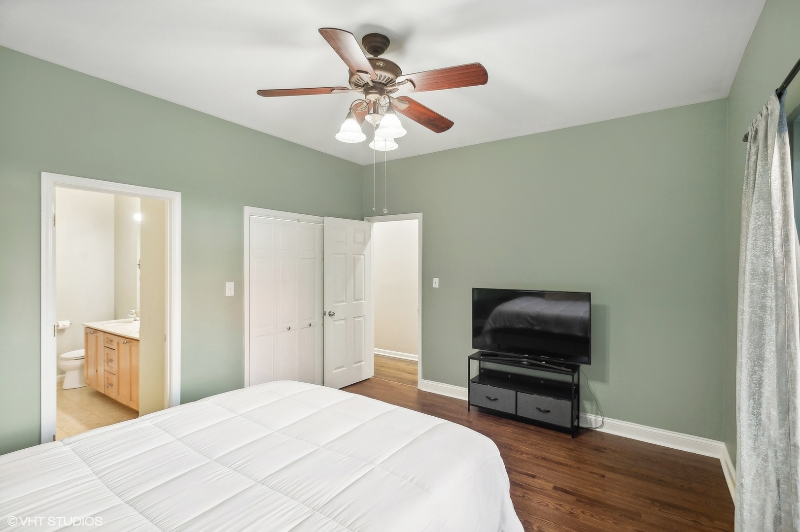 2256 W ERIE Street Unit: 1