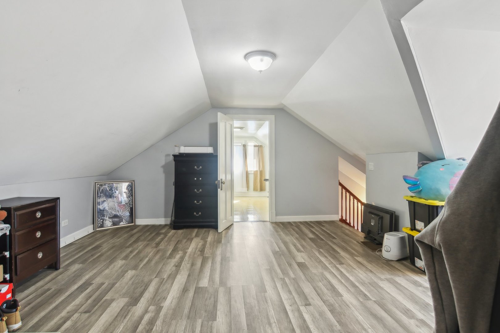 4857 W Wellington Avenue