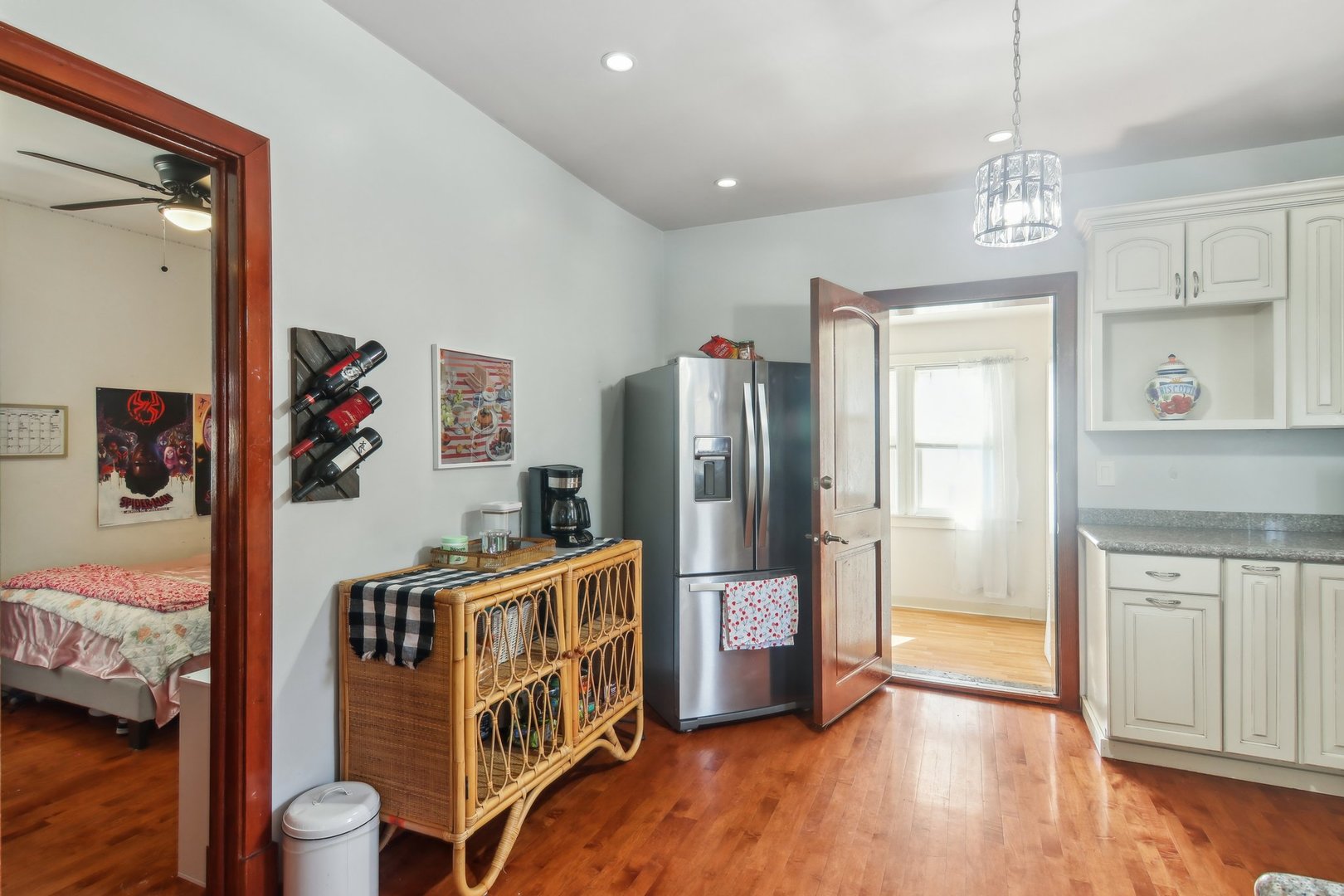 4857 W Wellington Avenue