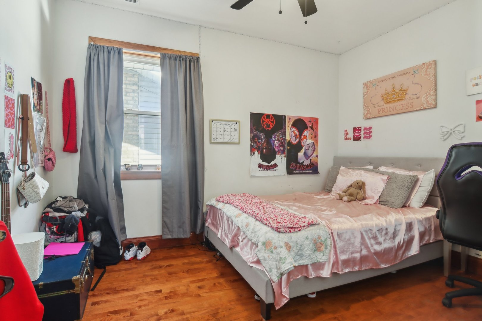 4857 W Wellington Avenue