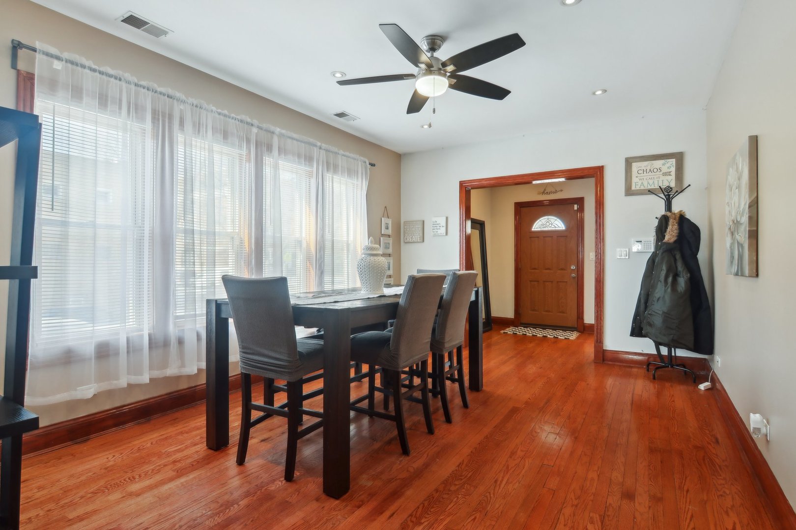 4857 W Wellington Avenue