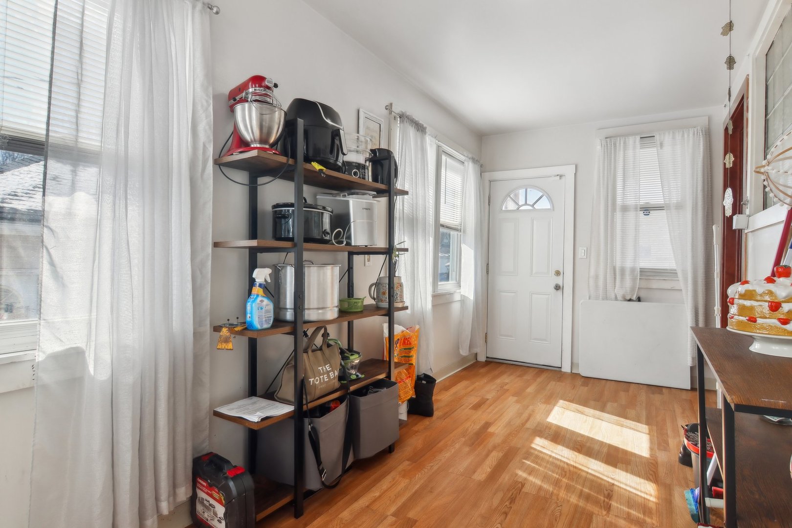 4857 W Wellington Avenue