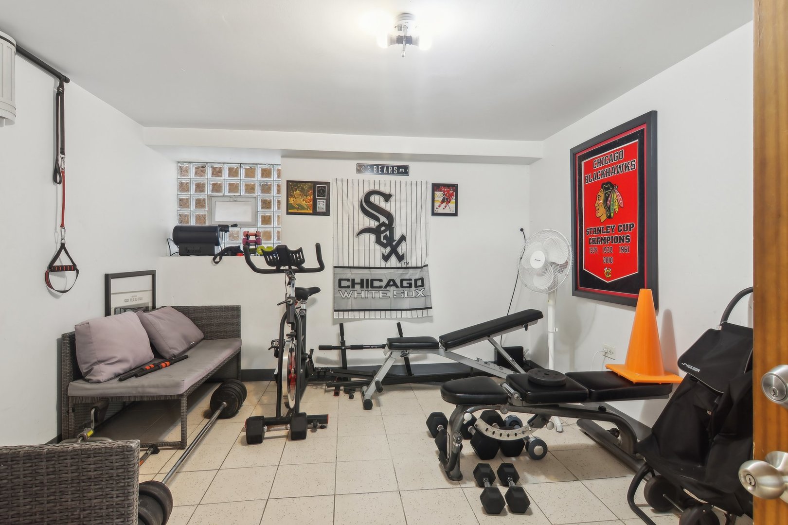 4857 W Wellington Avenue