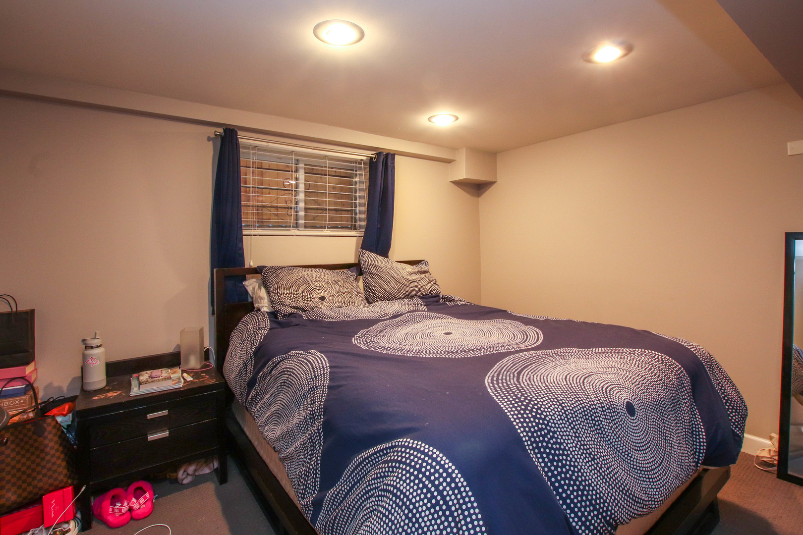 3854 N Janssen Avenue