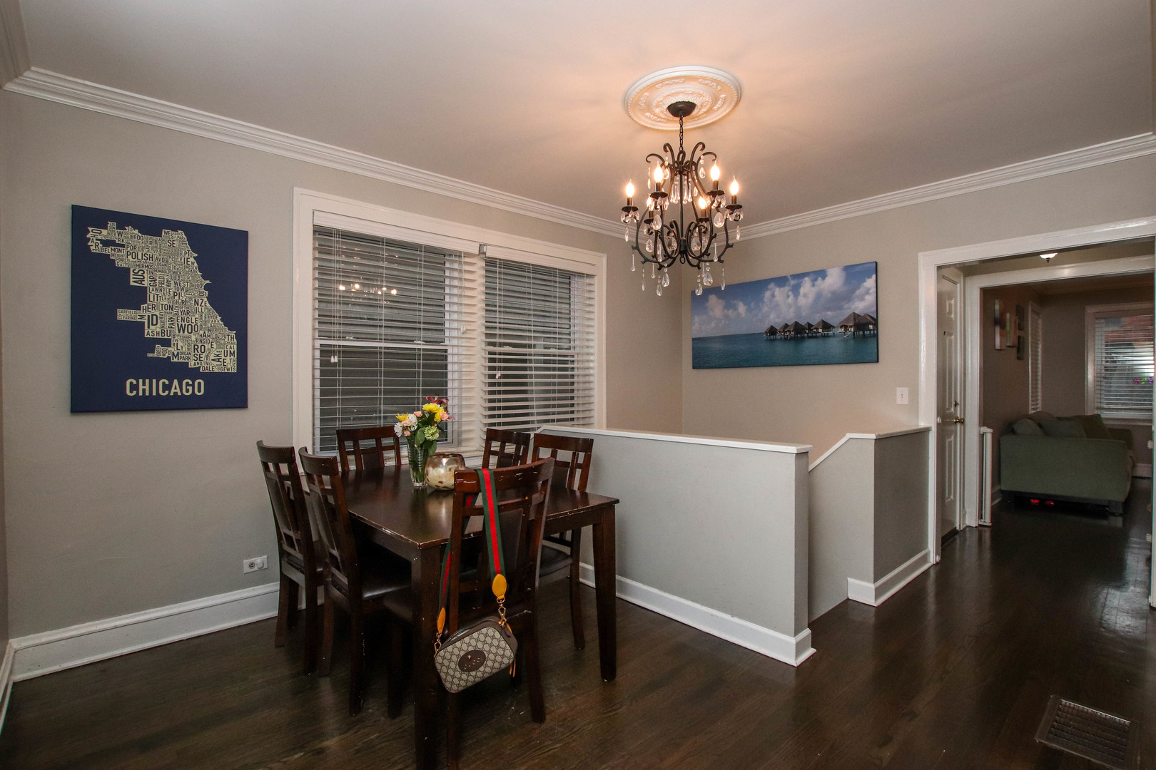 3854 N Janssen Avenue