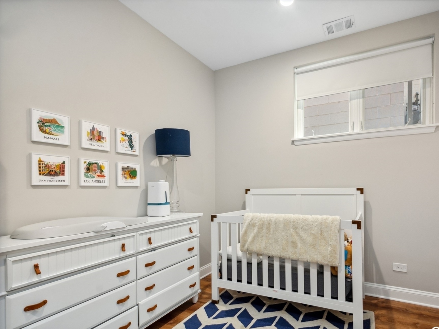 2424 N SOUTHPORT Avenue Unit: A