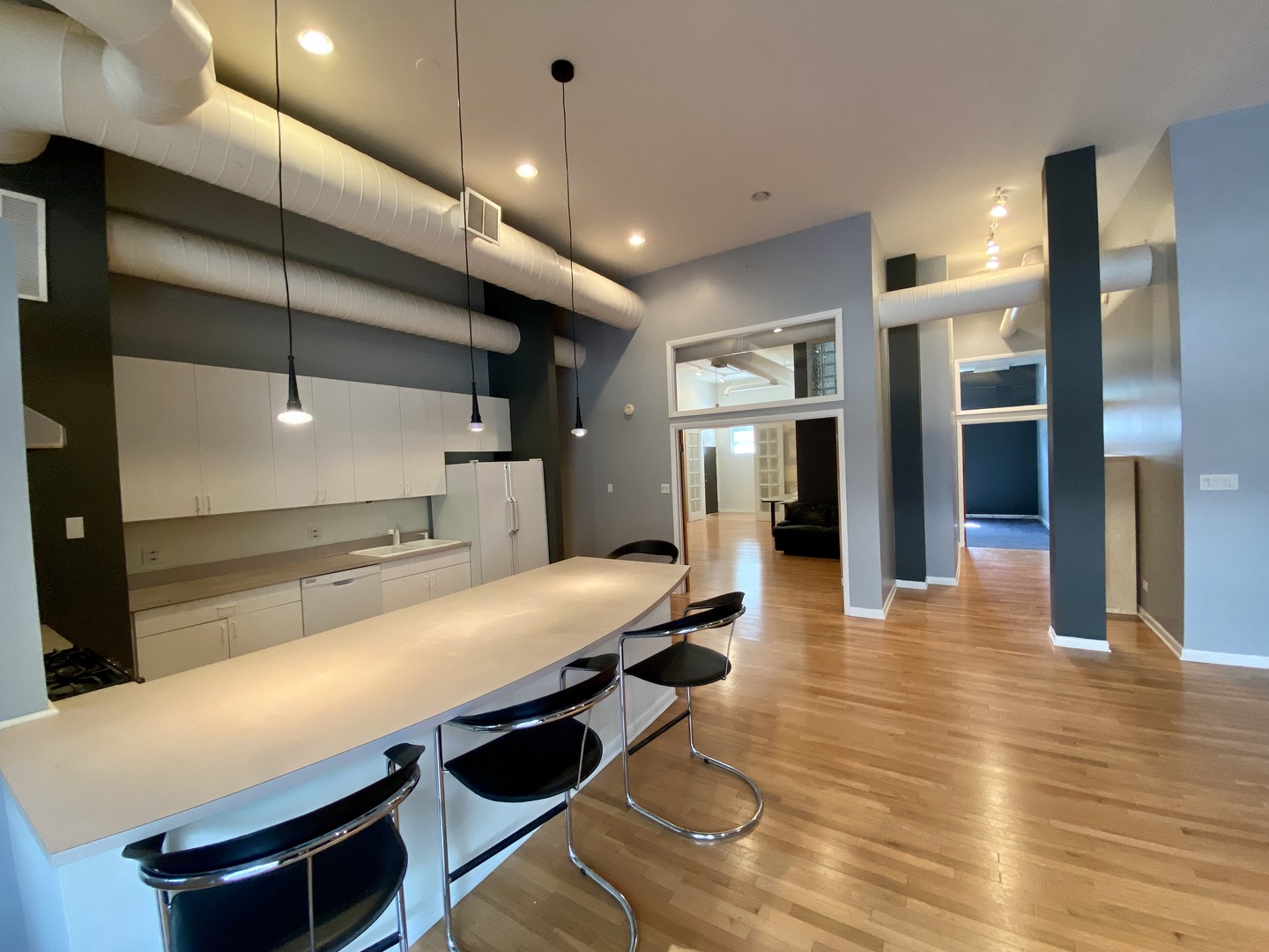 400 N Racine Avenue Unit: 101