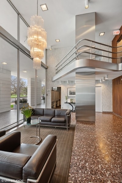 1555 N Dearborn Parkway Unit: 25AB