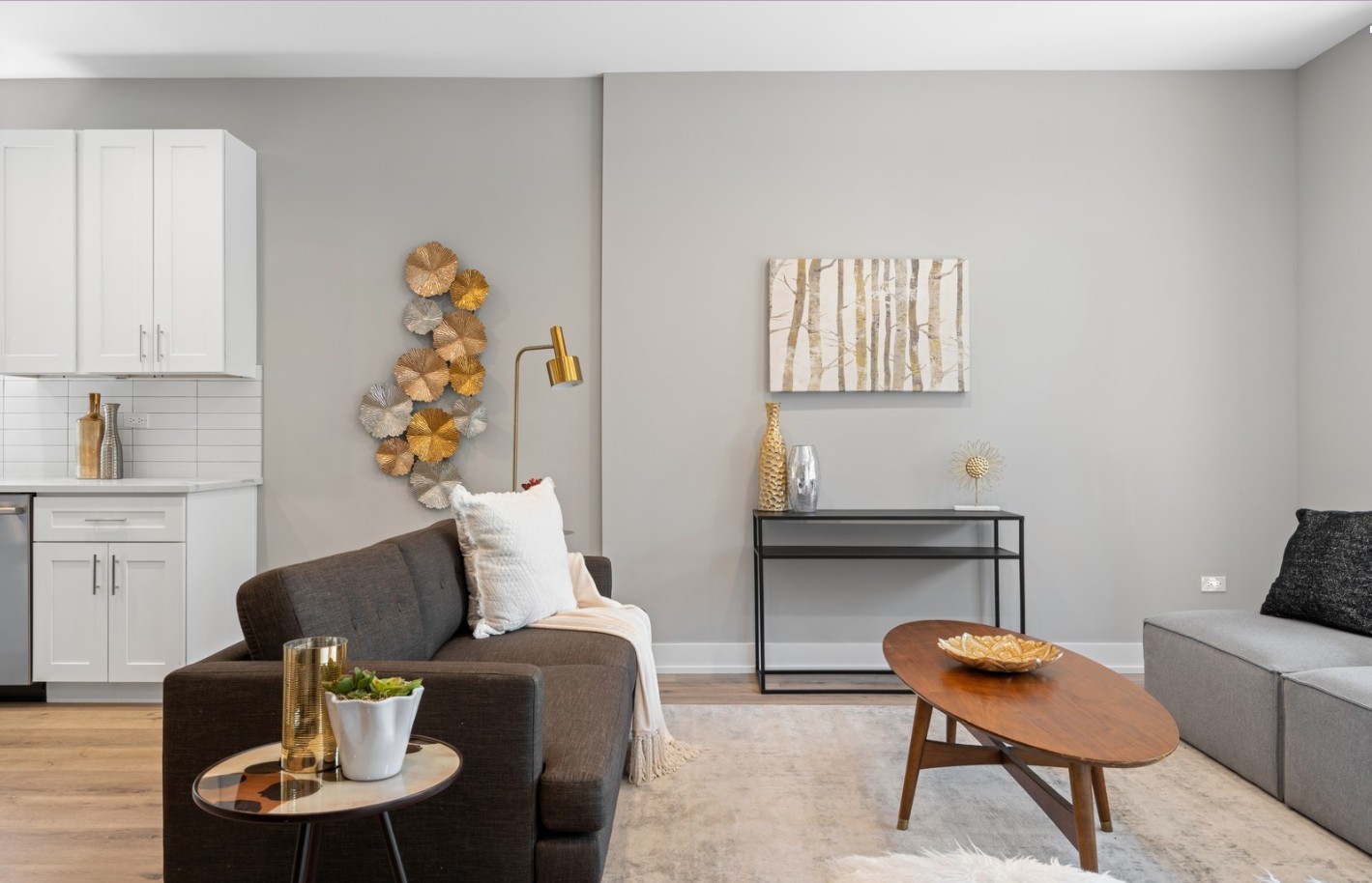 3335 N Sheffield Avenue Unit: 3N