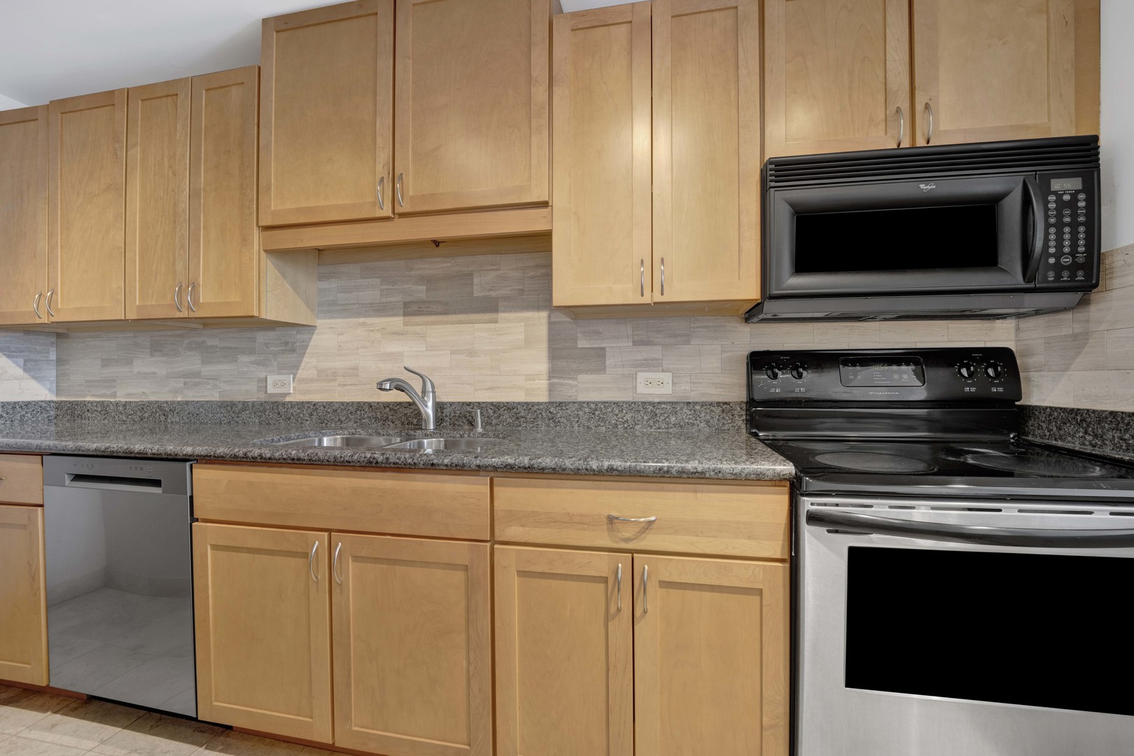 1660 N LaSalle Drive Unit: 710