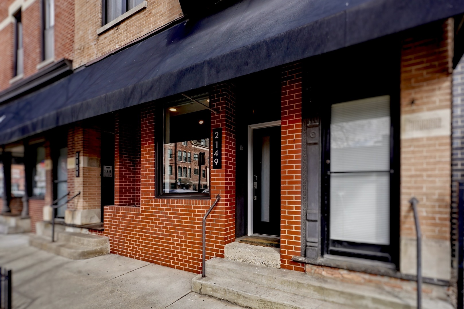 2149 N Southport Avenue Unit: 1A