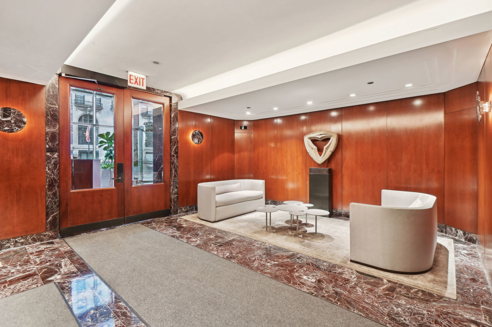 950 N Michigan Avenue Unit: 3304