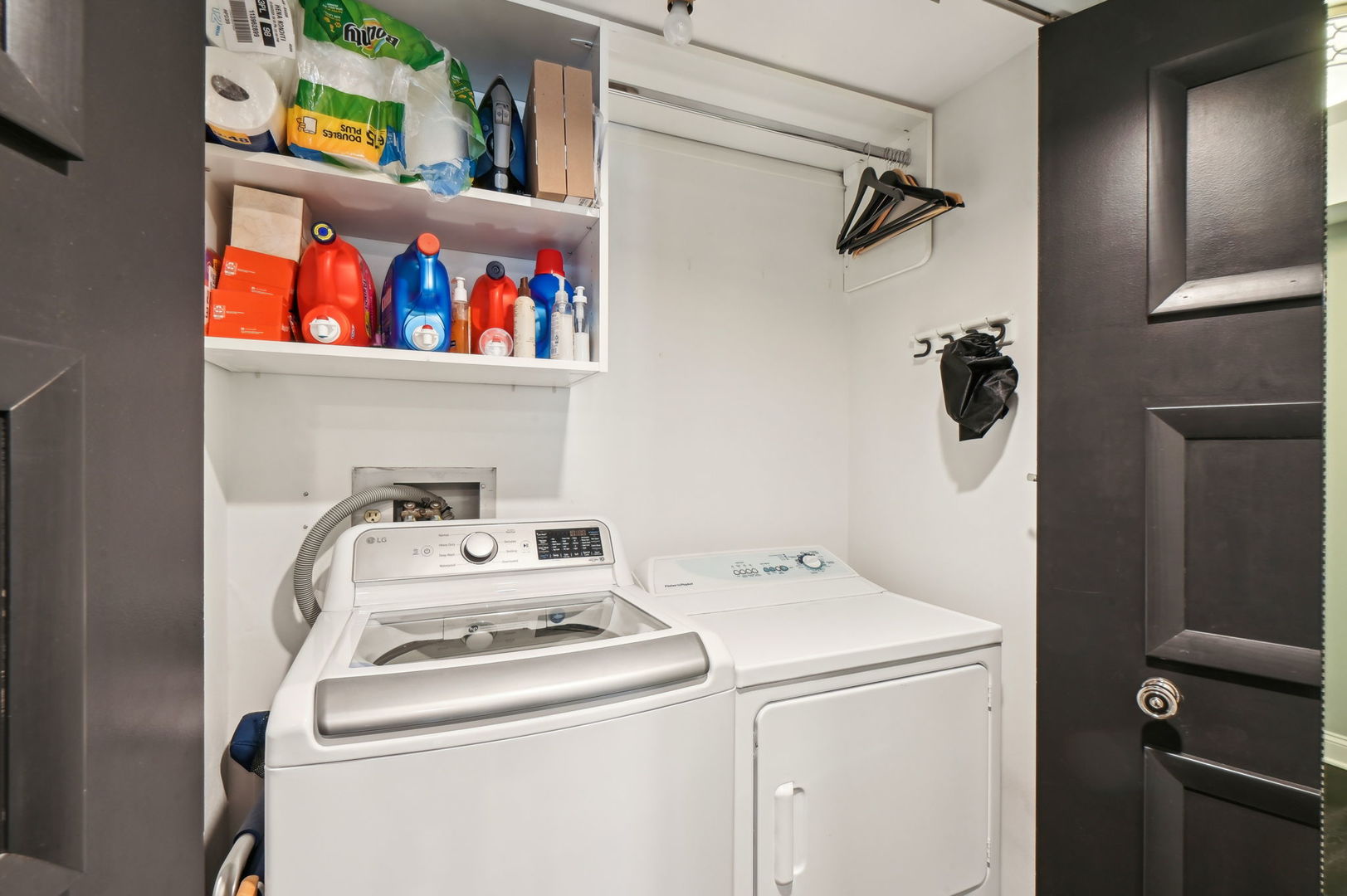 950 N Michigan Avenue Unit: 3304