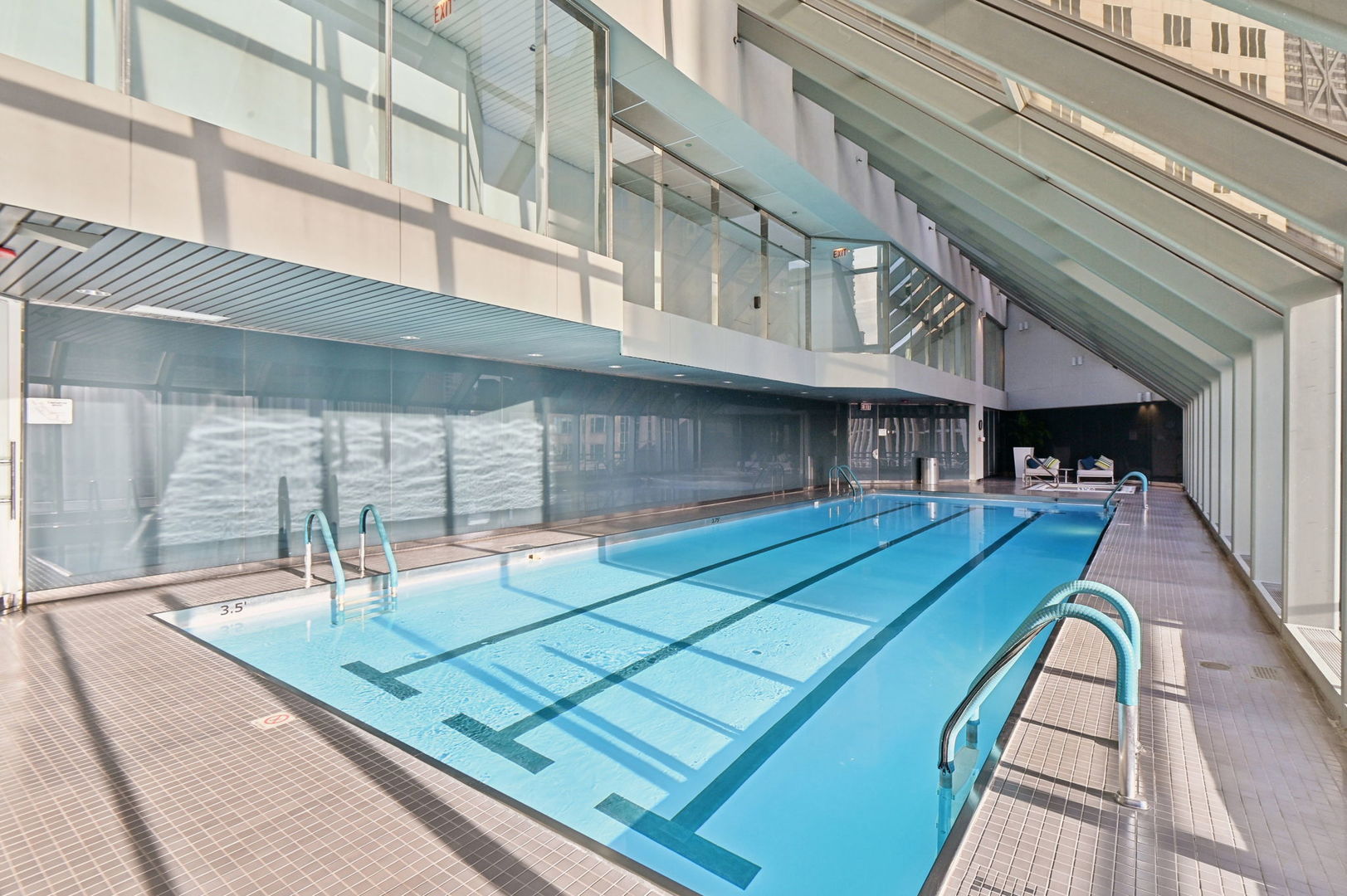 950 N Michigan Avenue Unit: 3304