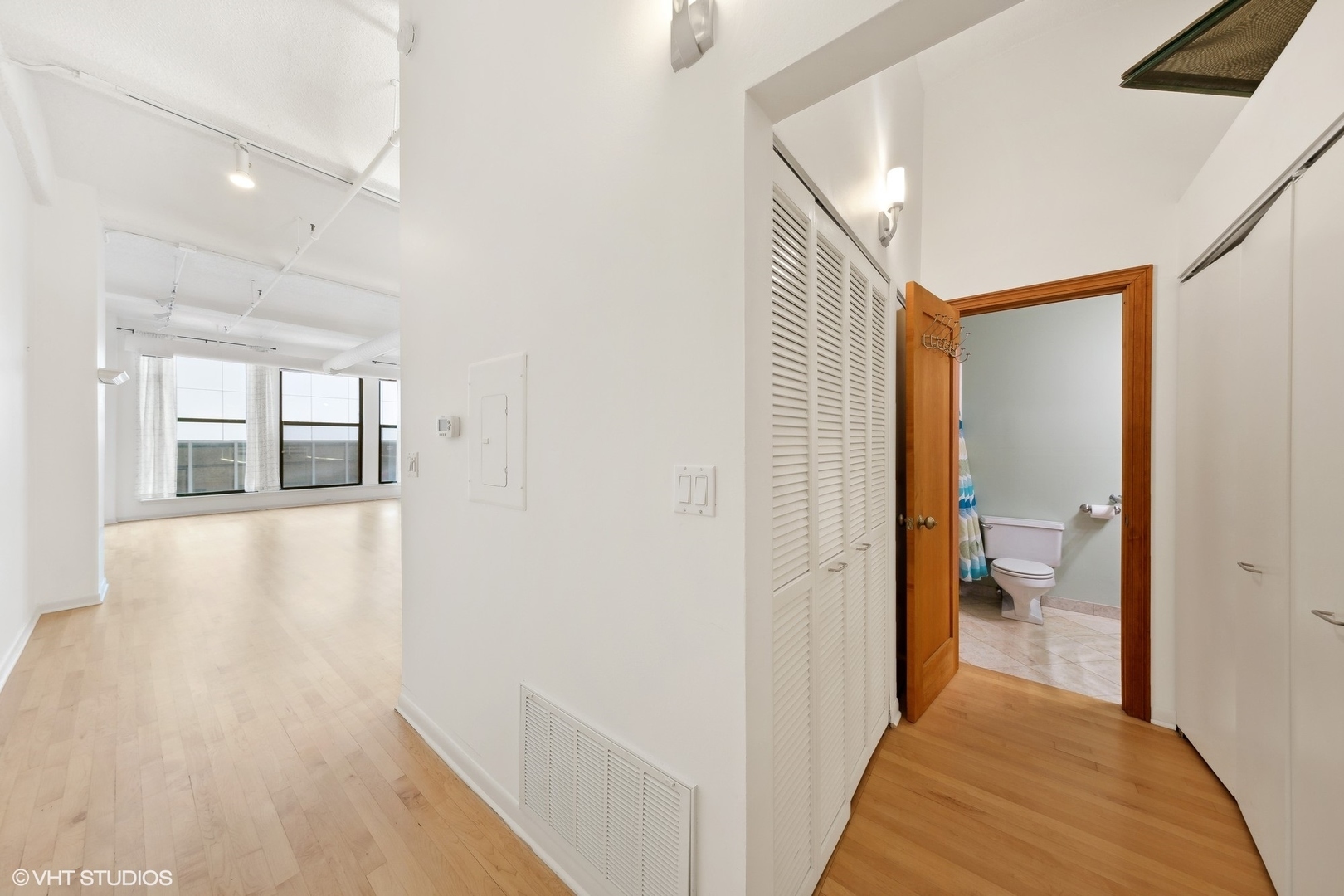 633 S Plymouth Court Unit: 707