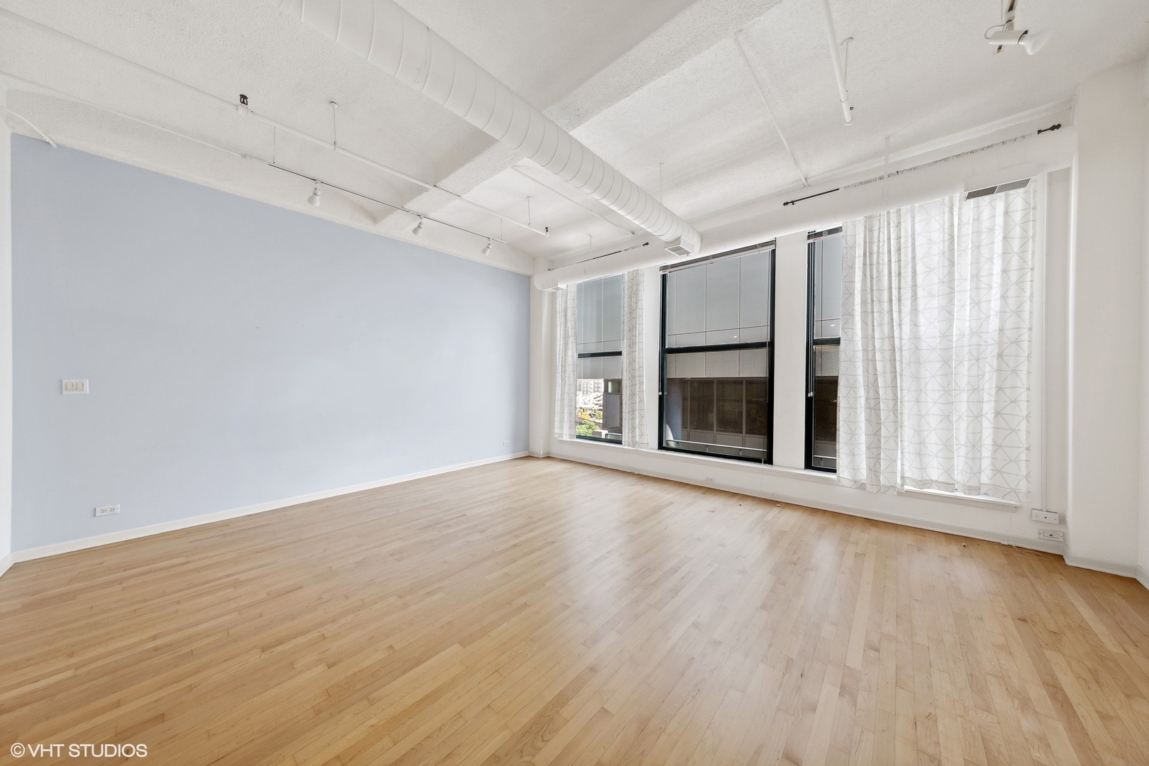 633 S Plymouth Court Unit: 707