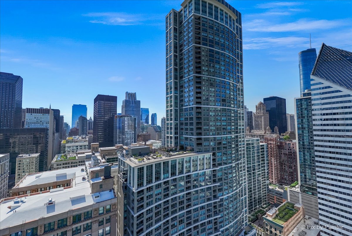 130 N Garland Court Unit: 3401