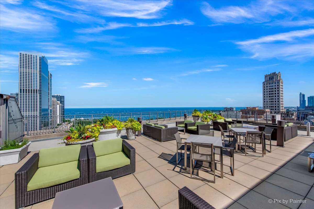 130 N Garland Court Unit: 3401