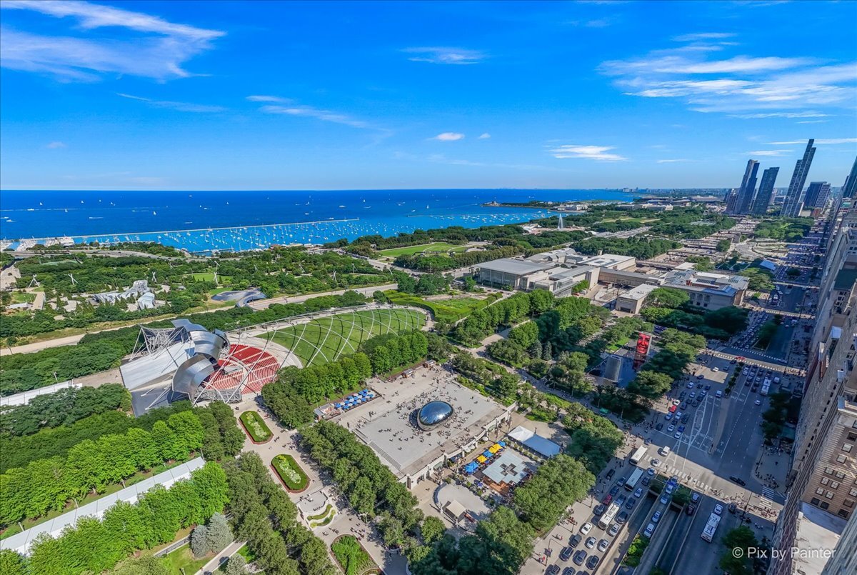 130 N Garland Court Unit: 3401