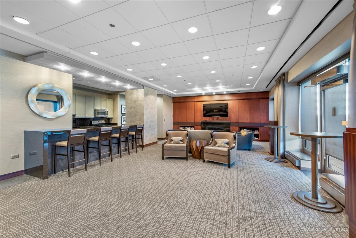 130 N Garland Court Unit: 3401