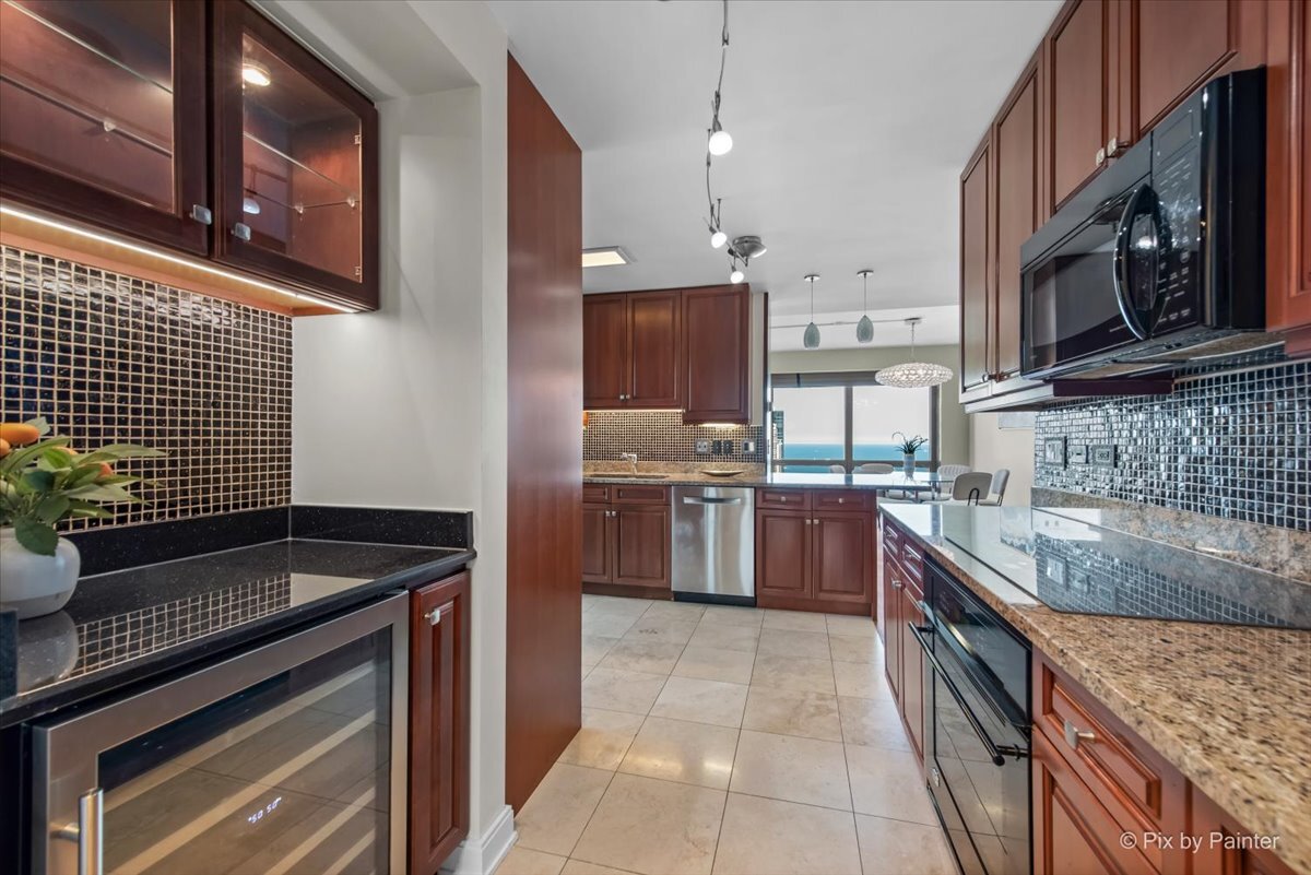 130 N Garland Court Unit: 3401