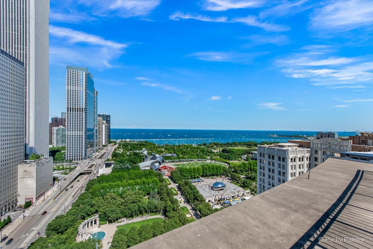 130 N Garland Court Unit: 3401