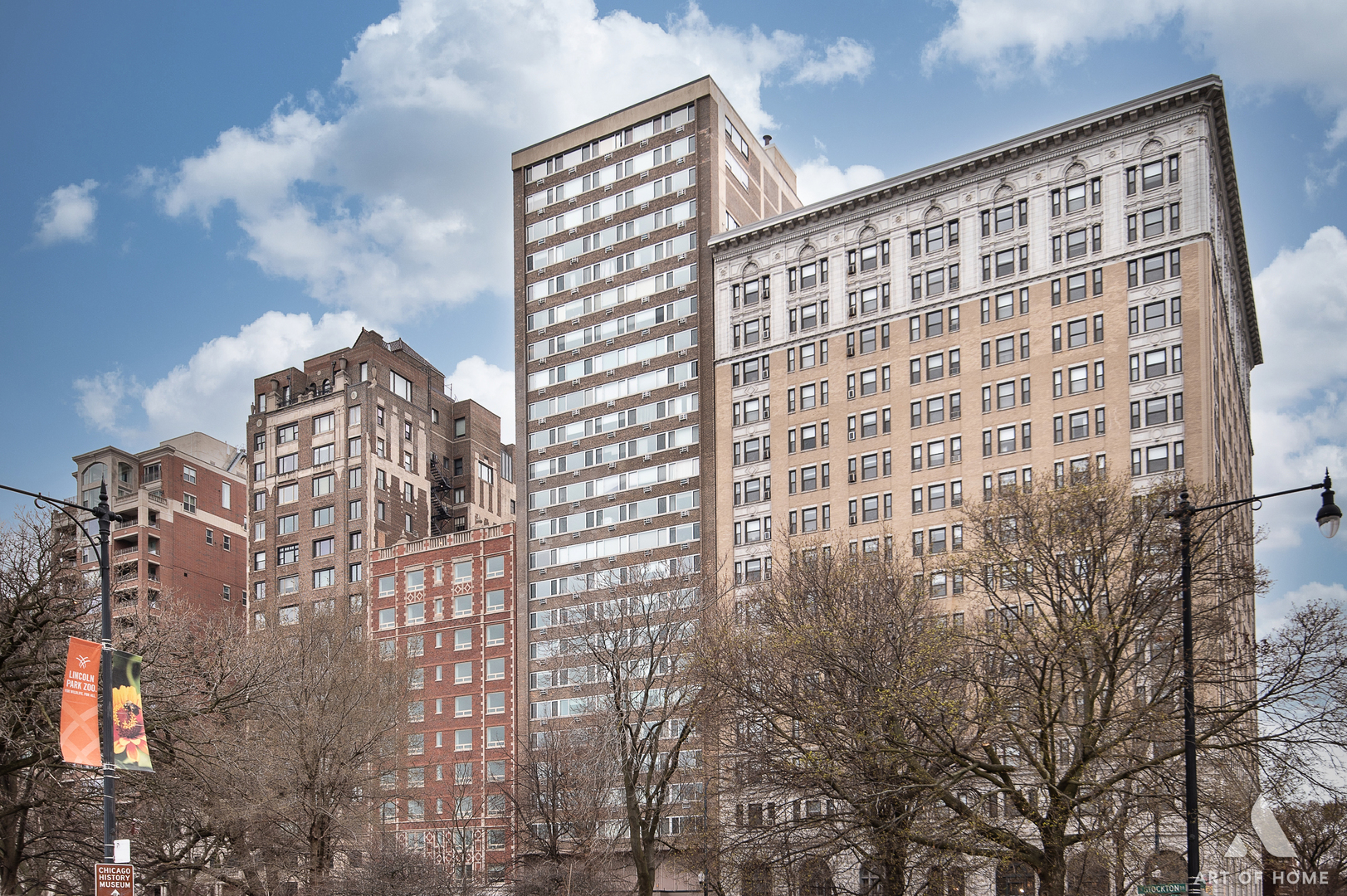 2144 N Lincoln Park West Unit: 8C