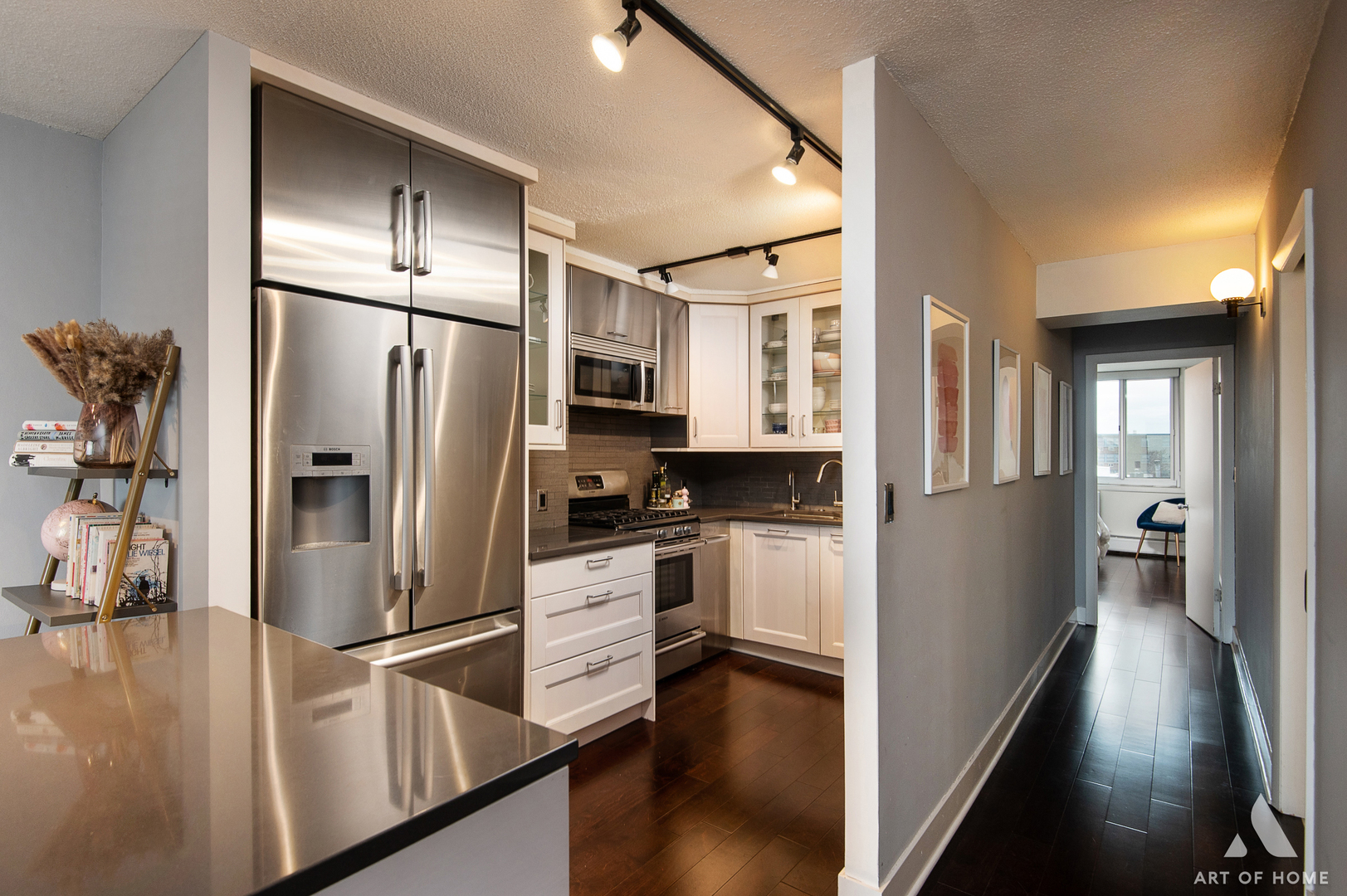 2144 N Lincoln Park West Unit: 8C