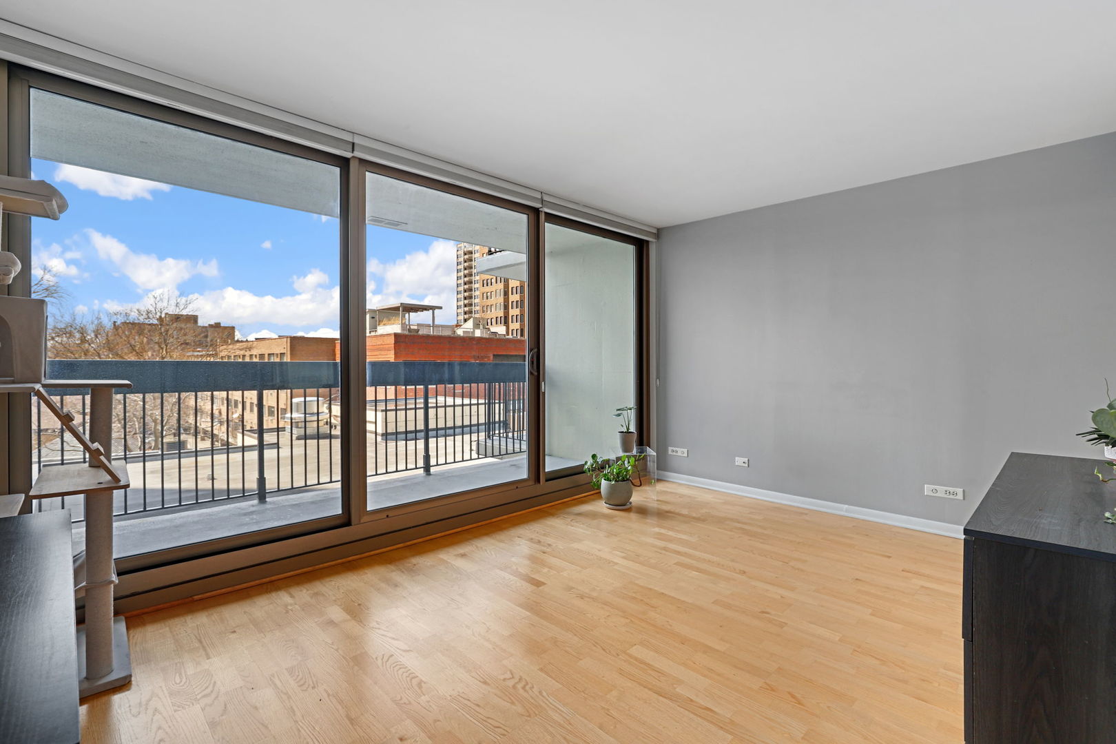 3470 N Lake Shore Drive Unit: 5A