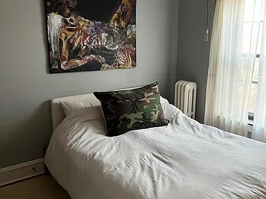 3706 N Lakewood Avenue Unit: 3