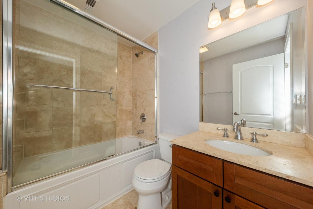 1420 W Grand Avenue Unit: G