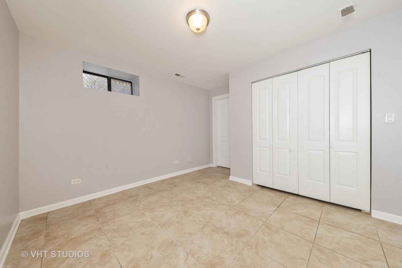 1420 W Grand Avenue Unit: G