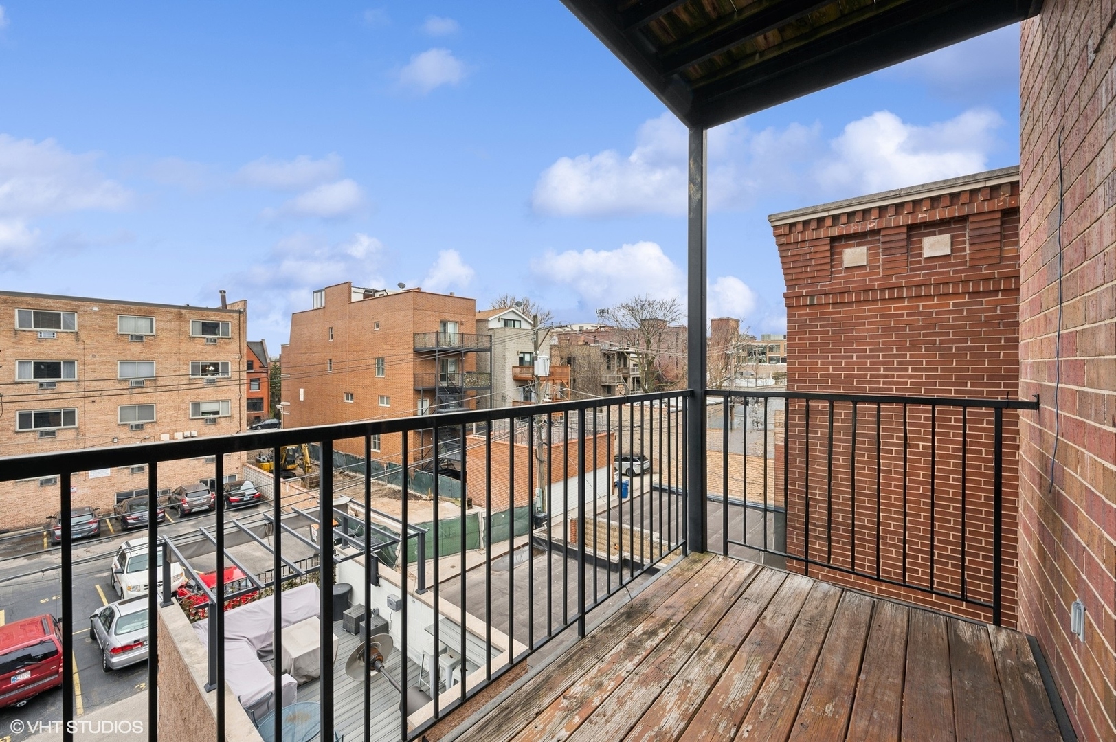 929 W Montana Street Unit: 3W