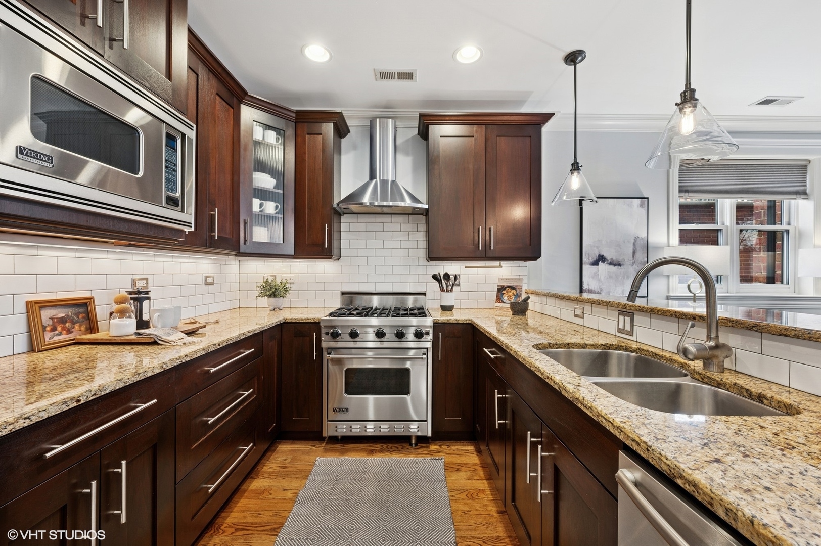 929 W Montana Street Unit: 3W