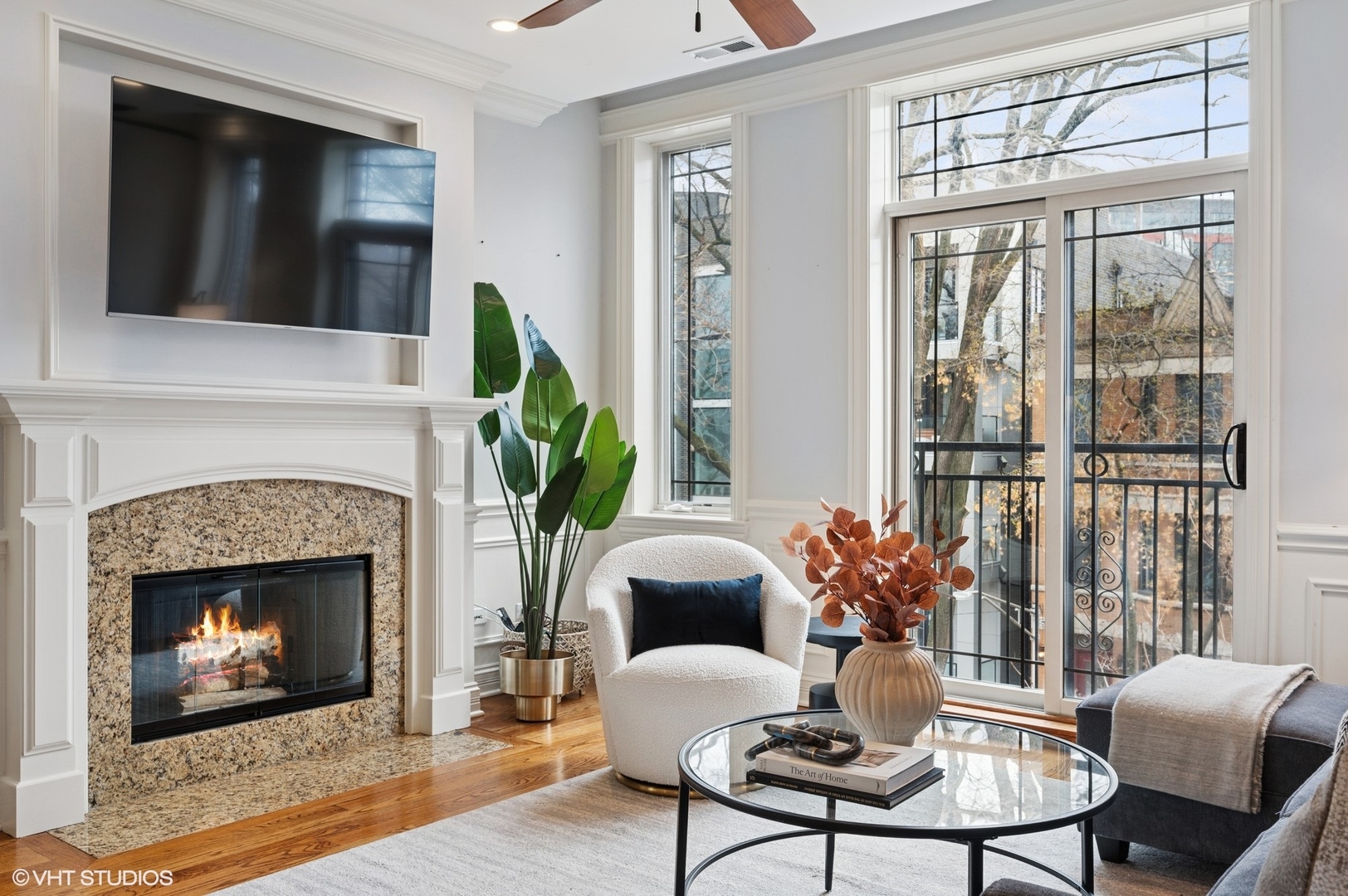 929 W Montana Street Unit: 3W