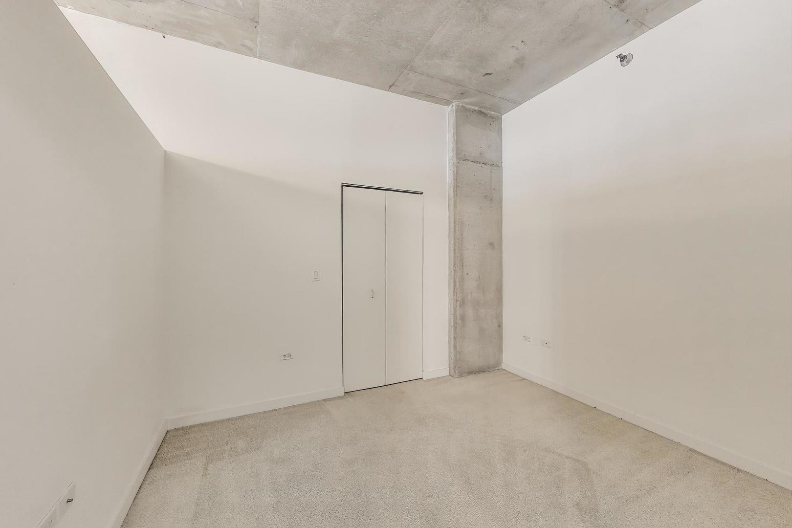 235 W VAN BUREN Street Unit: 1414