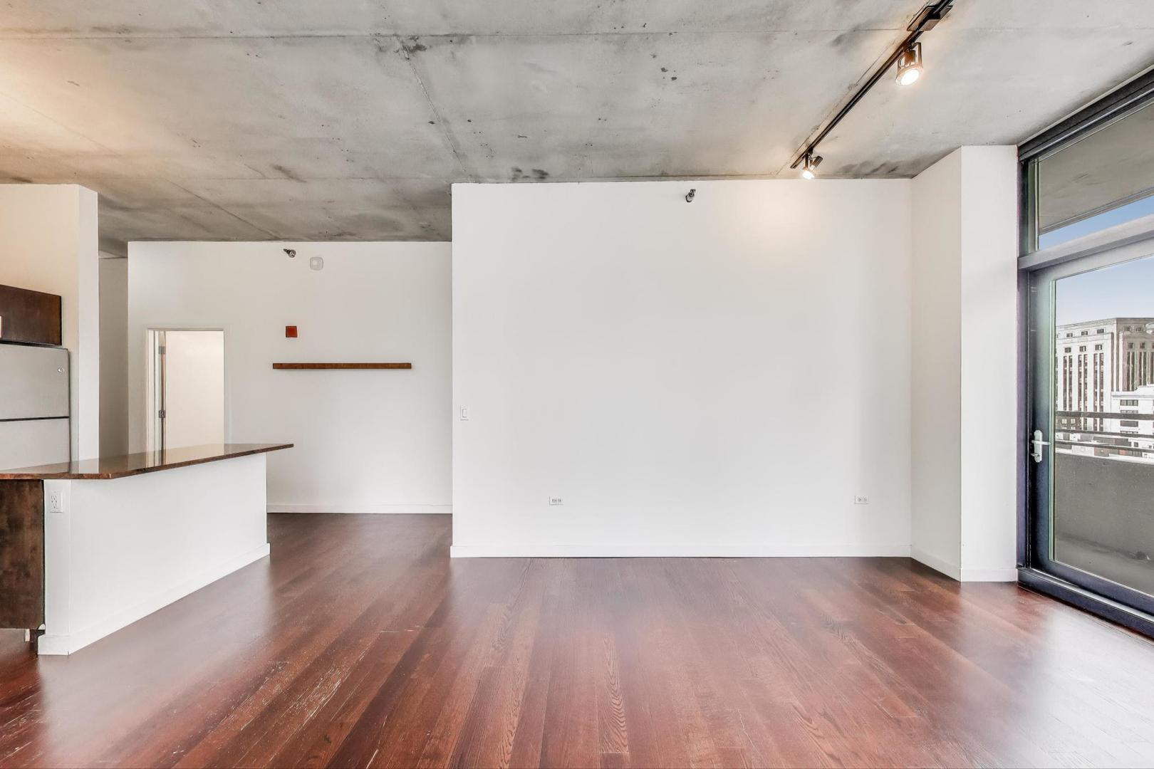 235 W VAN BUREN Street Unit: 1414