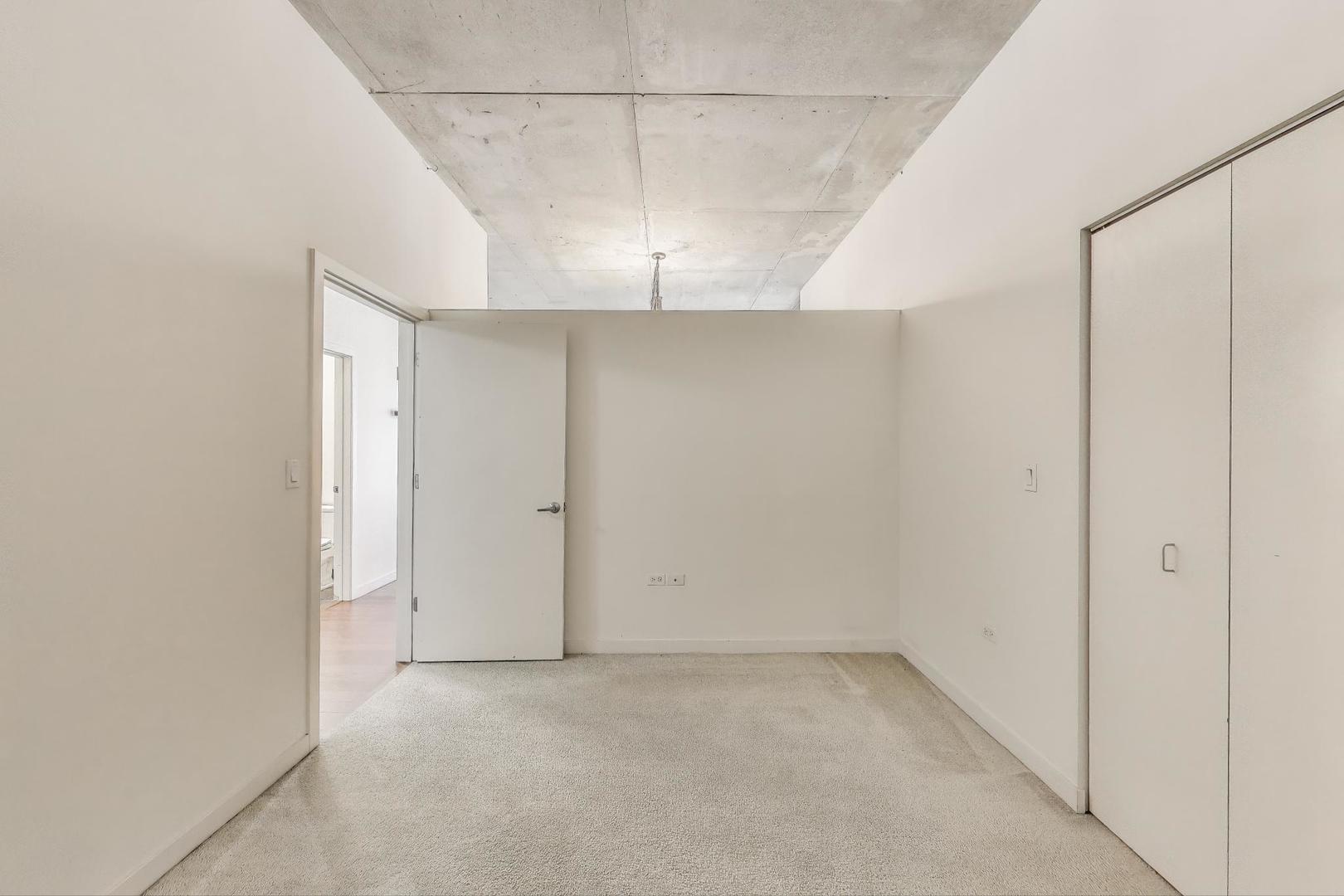 235 W VAN BUREN Street Unit: 1414