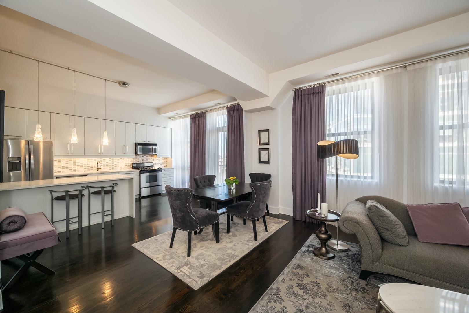 165 N Canal Street Unit: 1309