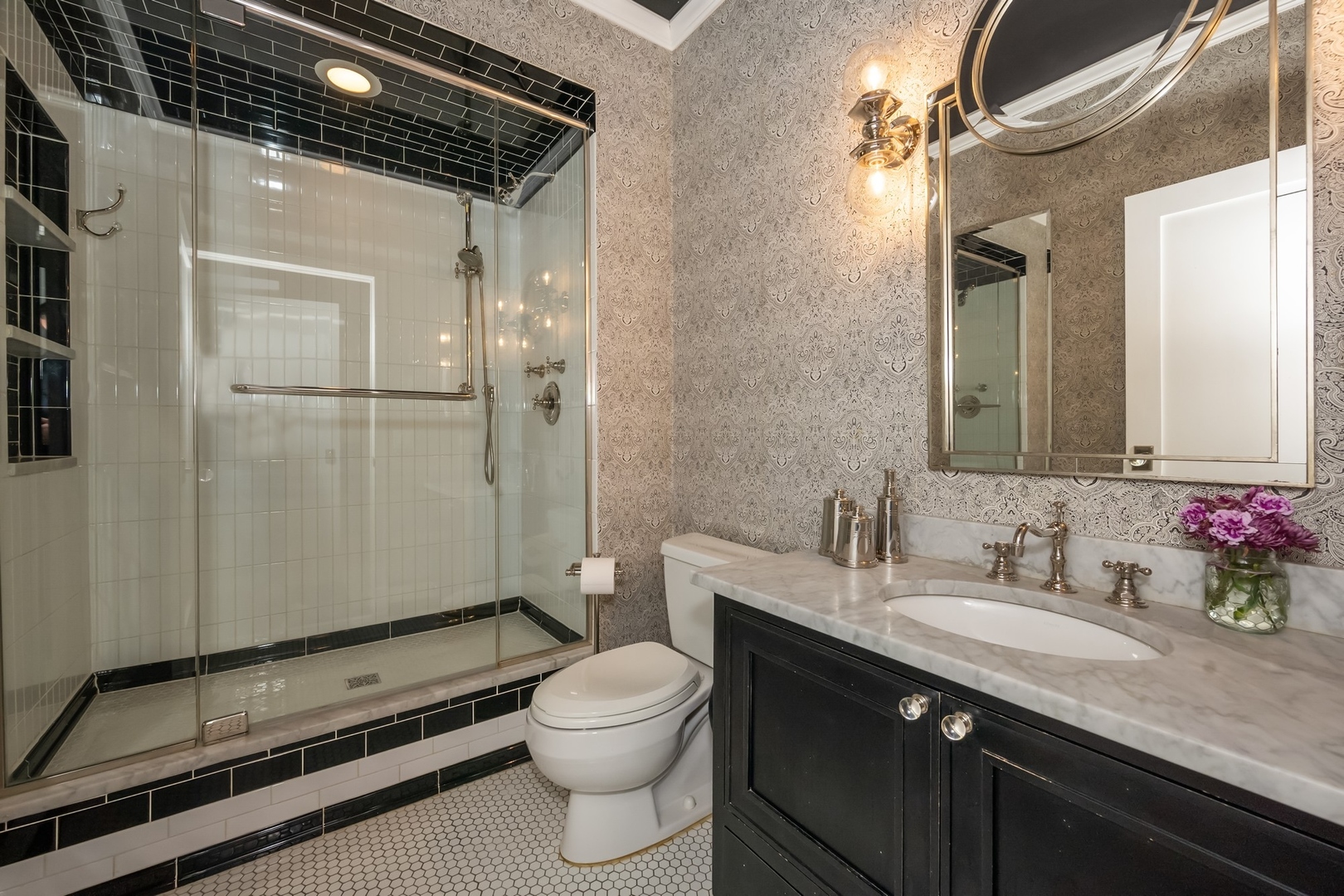 165 N Canal Street Unit: 1309