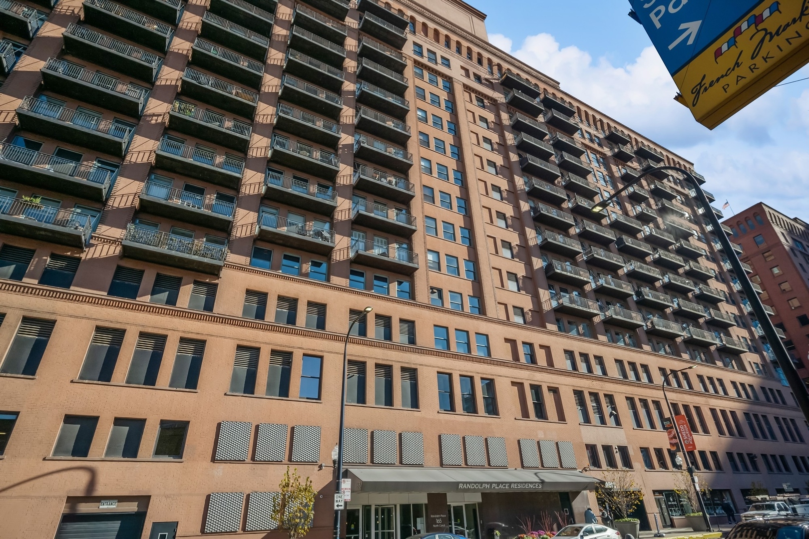 165 N Canal Street Unit: 1309