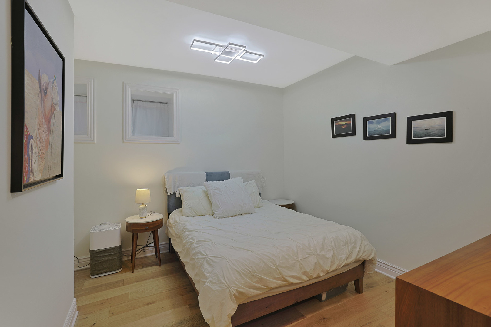 610 W Oakdale Avenue