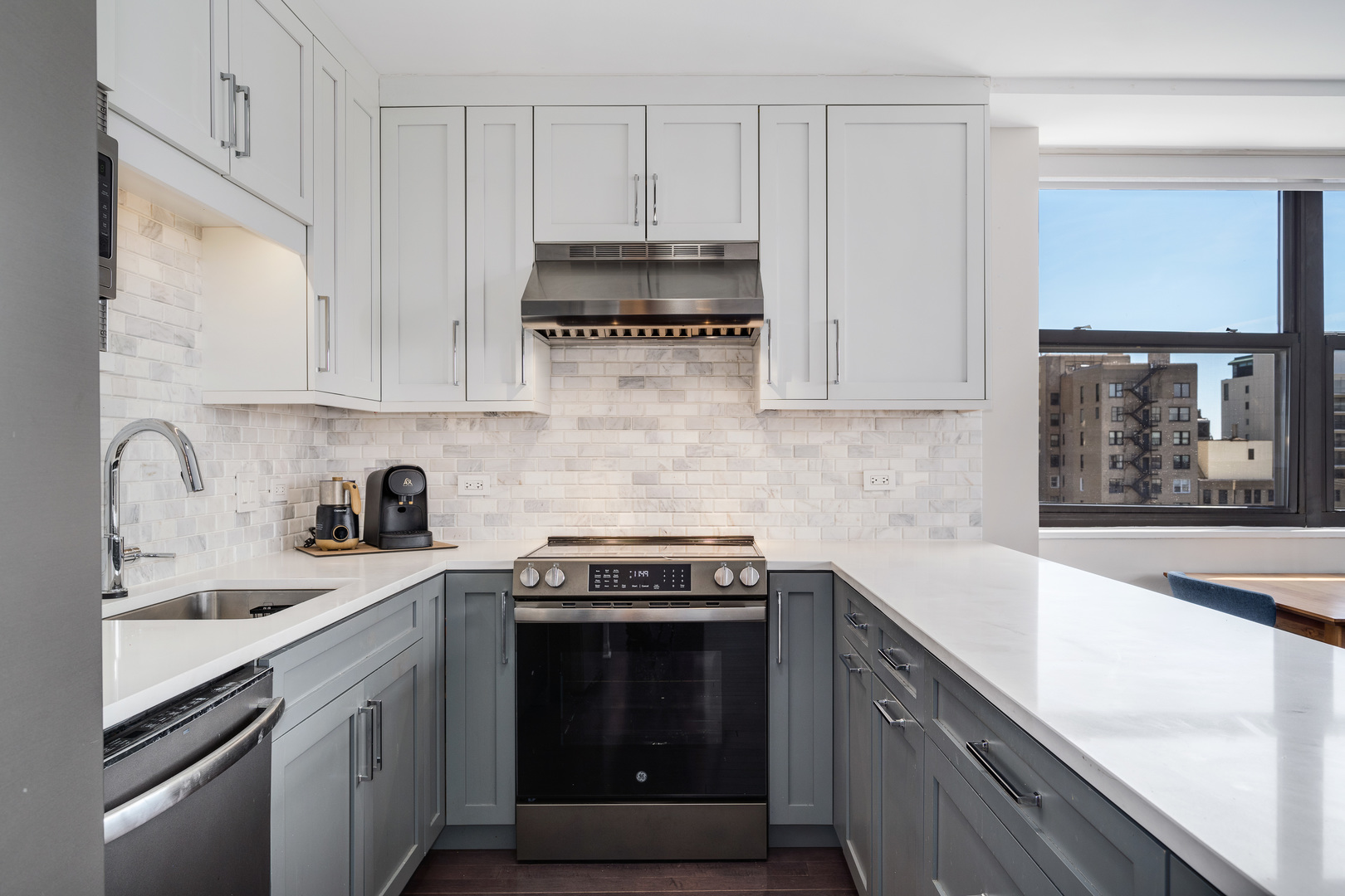 1445 N State Parkway Unit: 2502