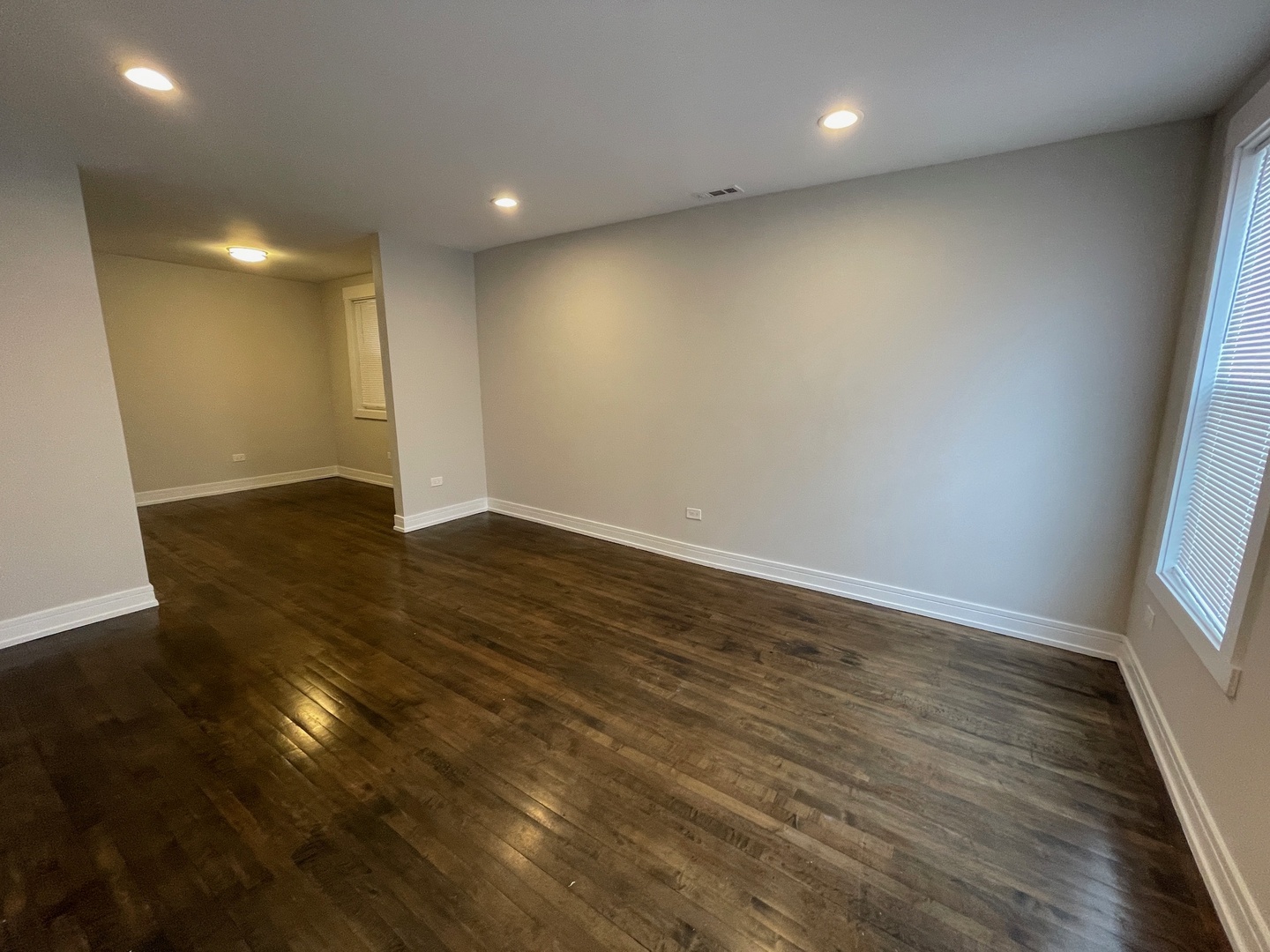 3407 N LOWELL Avenue