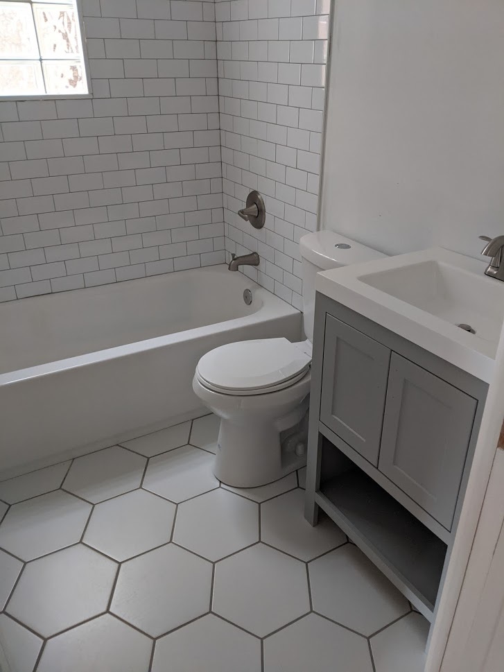 3407 N LOWELL Avenue