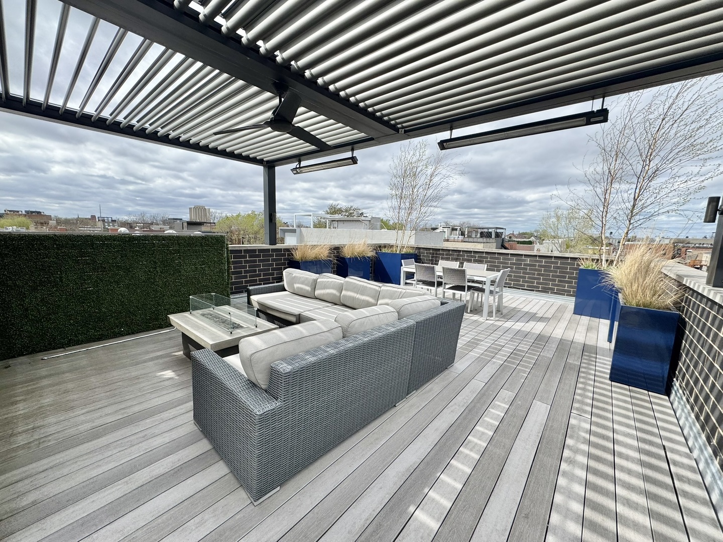 1814 W Augusta Boulevard Unit: 3