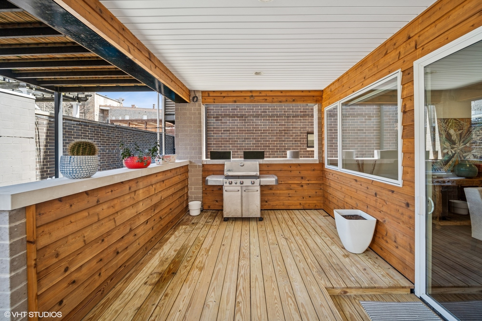 1512 W HURON Street Unit: 1