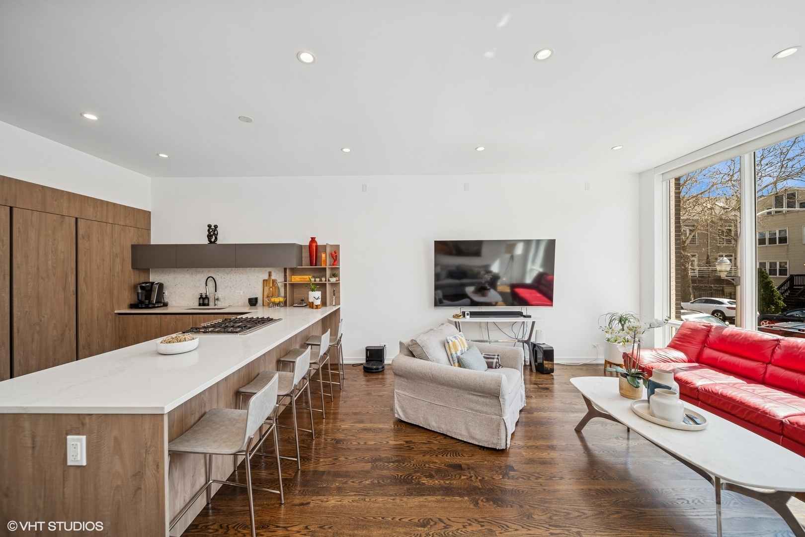 1512 W HURON Street Unit: 1