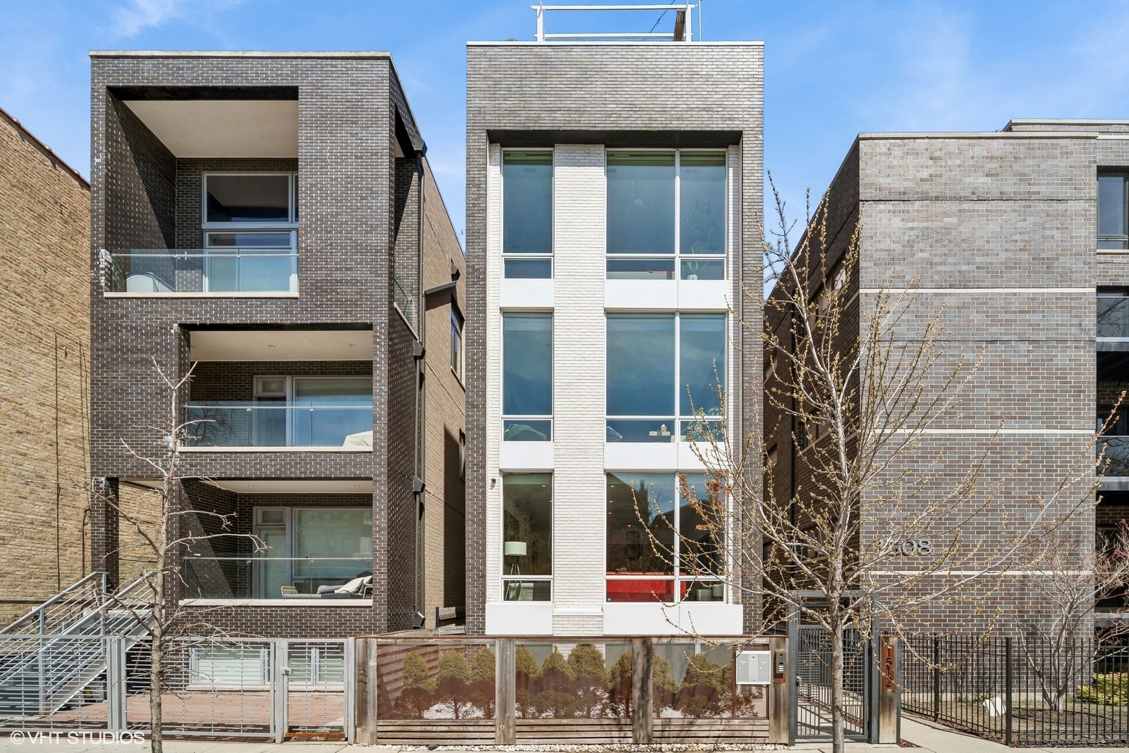 1512 W HURON Street Unit: 1